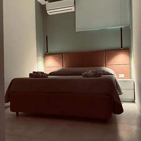 Holiday home Ficurinia S House